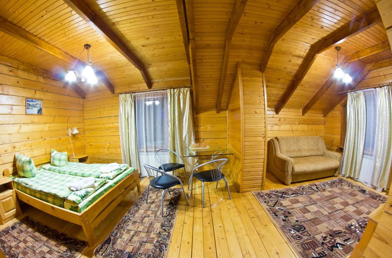 Edelweiss Carpathians Migovo Hotel Exterior photo